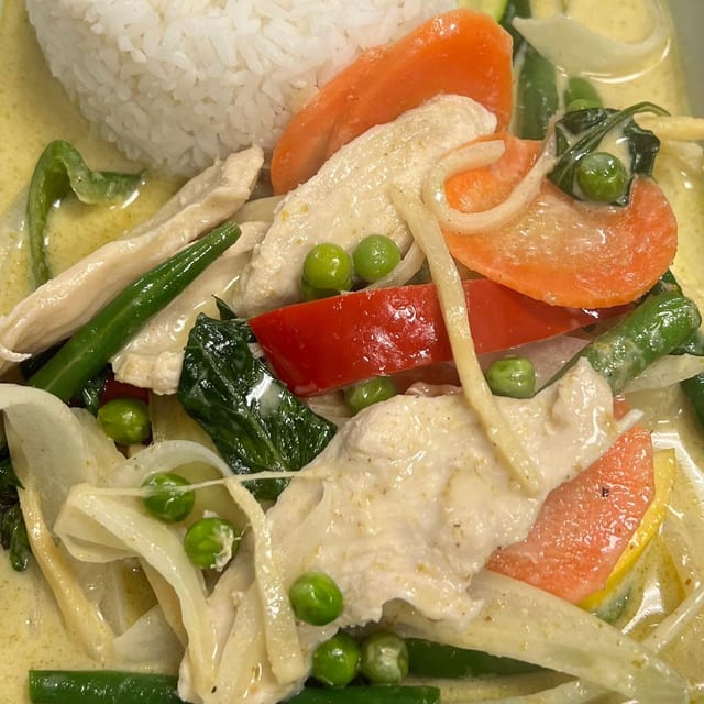 Avocado Green Curry.